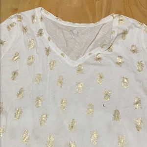 NWT white T-shirt with gold foil pineapples